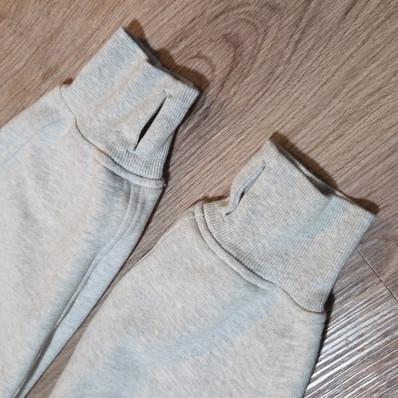 Lululemon Scuba Oversized Half Zip Hoodie *Heathered Core Ultra Light Grey M/L - Picture 9 of 16